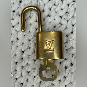 LV Lock and Key #304